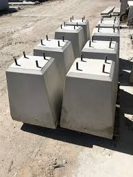 Cement and Precast Component
