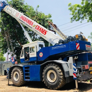 Top Crane Rental Service for Construction Projects | Jagdamba Crane
