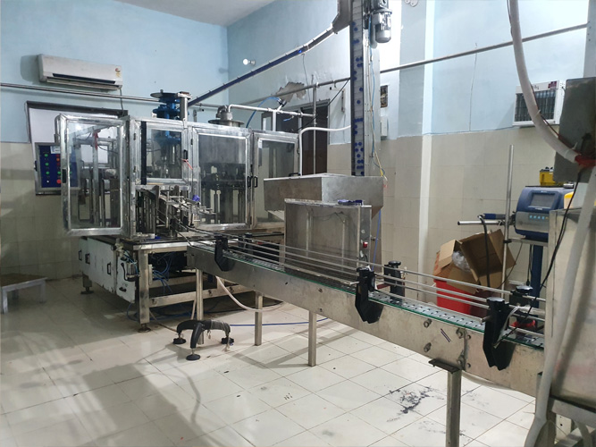 Automatic Juice Filling Machine