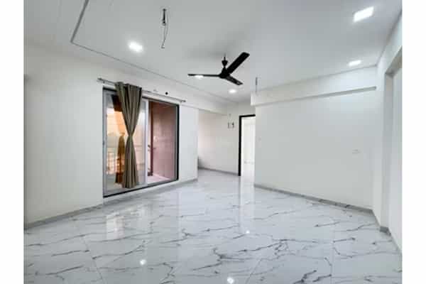 2 BHK Flats for Sale in 43 gaj