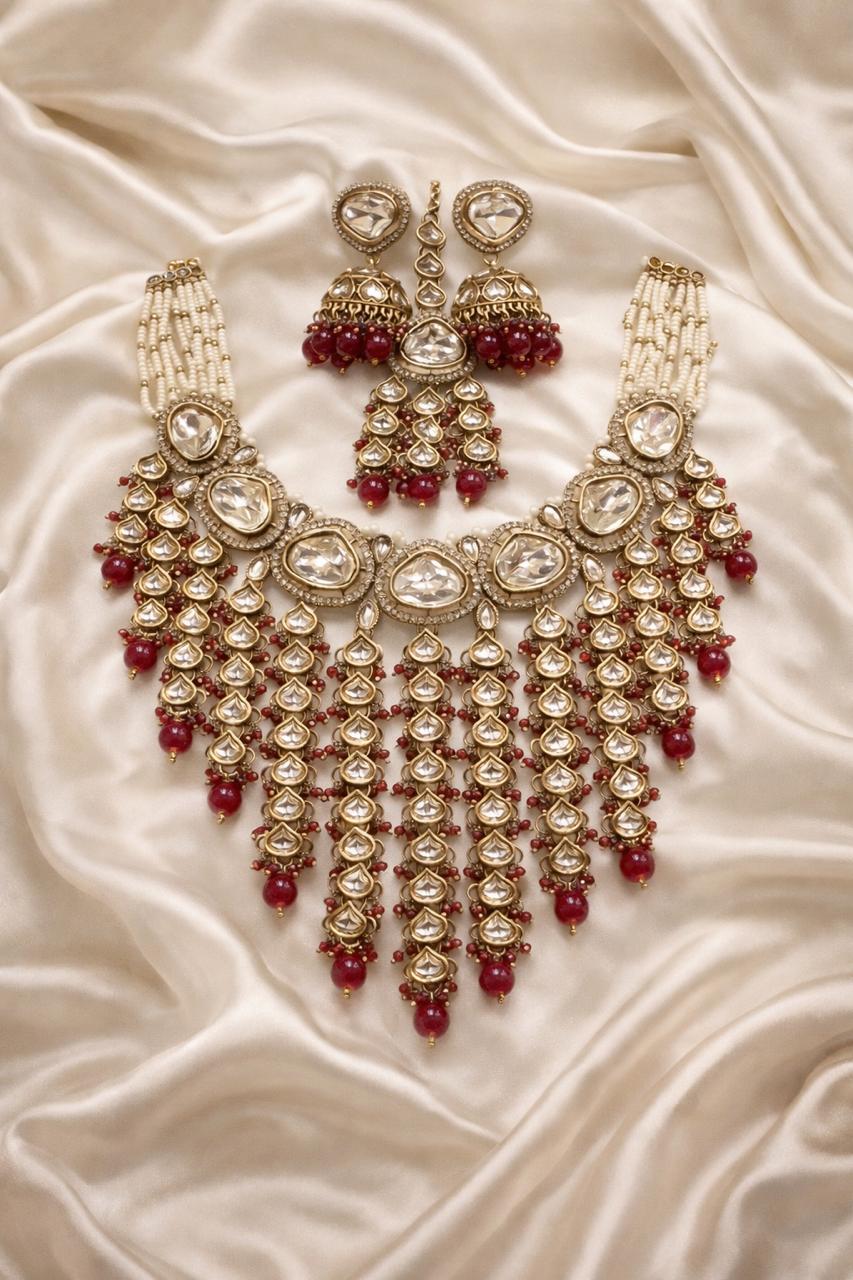 Antique Gold Bridal Kundan Necklace Set with Maroon Beads