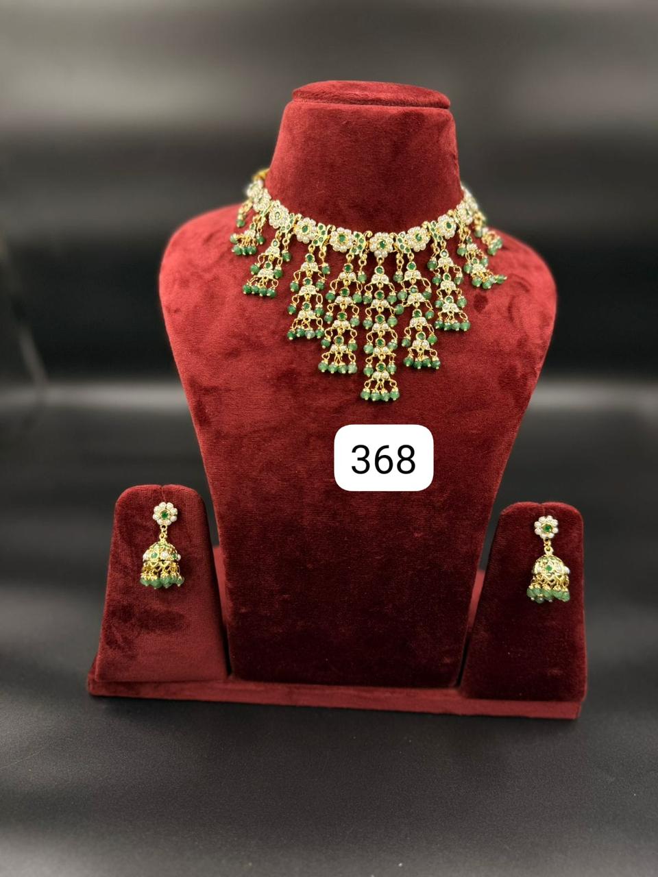 Gold-Plated Emerald Green Cascading Jadau Choker Set