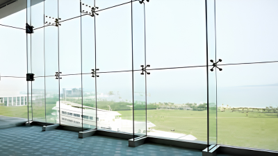 Structure glazing