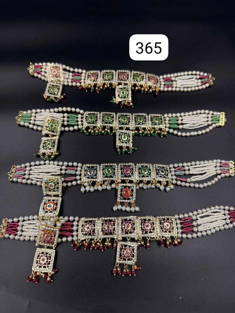 Traditional Handcrafted Multi-Strand Jadau Choker Sets with Matching Side-Passas