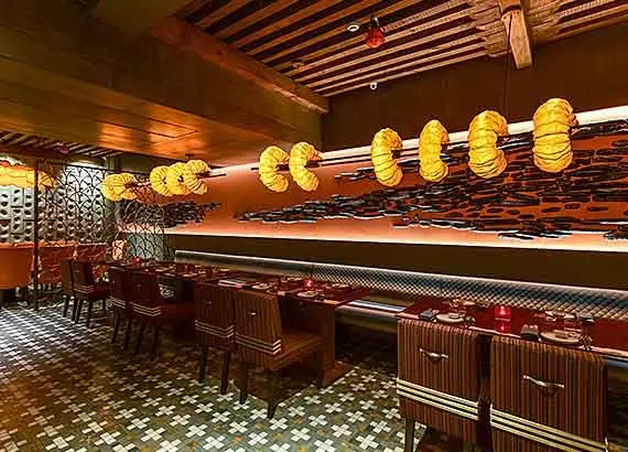 Bar & Restaurant Interiors