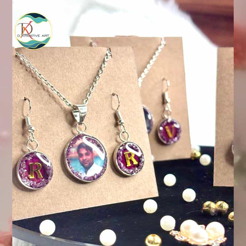 Customized Pendant & Earrings Set