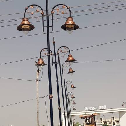 Decorative Pole Light