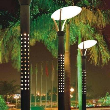 Garden Pole Light