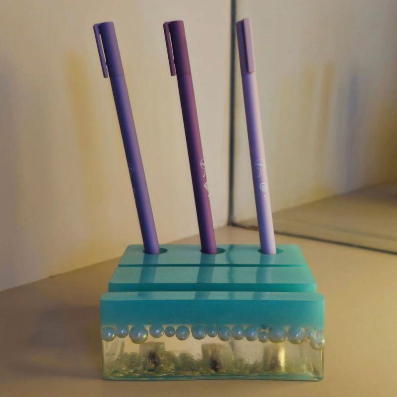 Resin Pen Stand