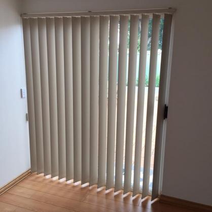 WINDOW BLINDS 