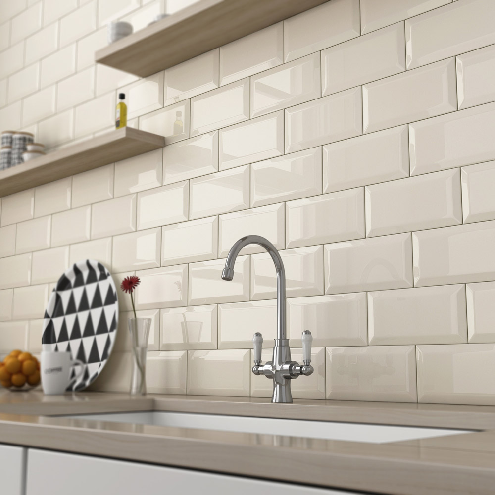 BISELADO CREMA WALL  tiles