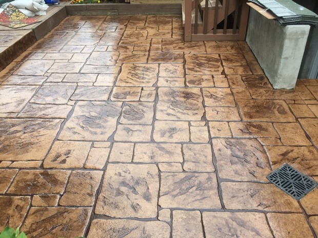 DECORATIVE STAMP CONCRETE FLOOR