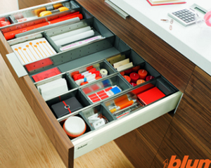 DRAWER ORGANIZERS