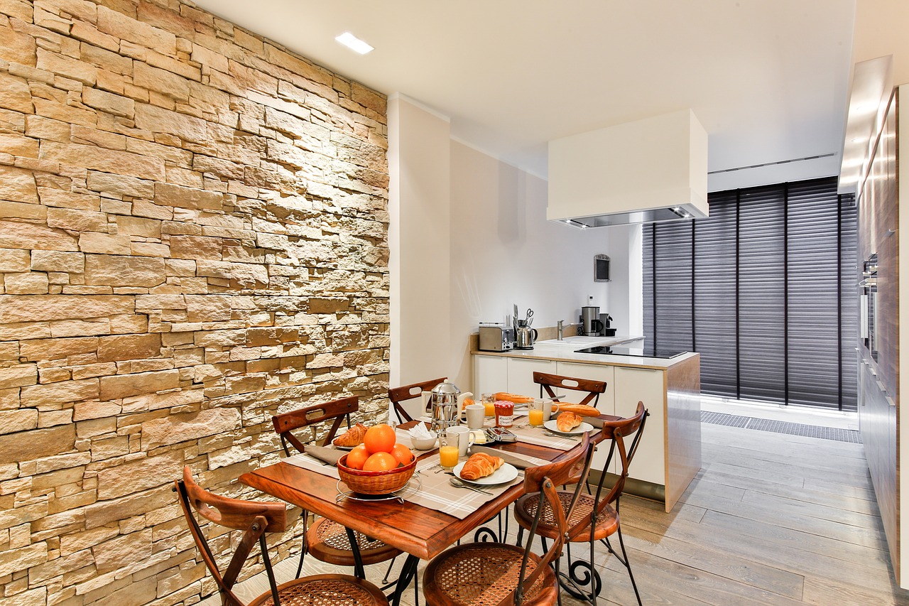 Elegant Dining Area 