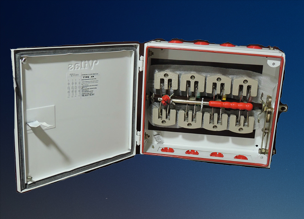 SHEET METAL OFF LOAD CHANGE OVER SWITCH FP