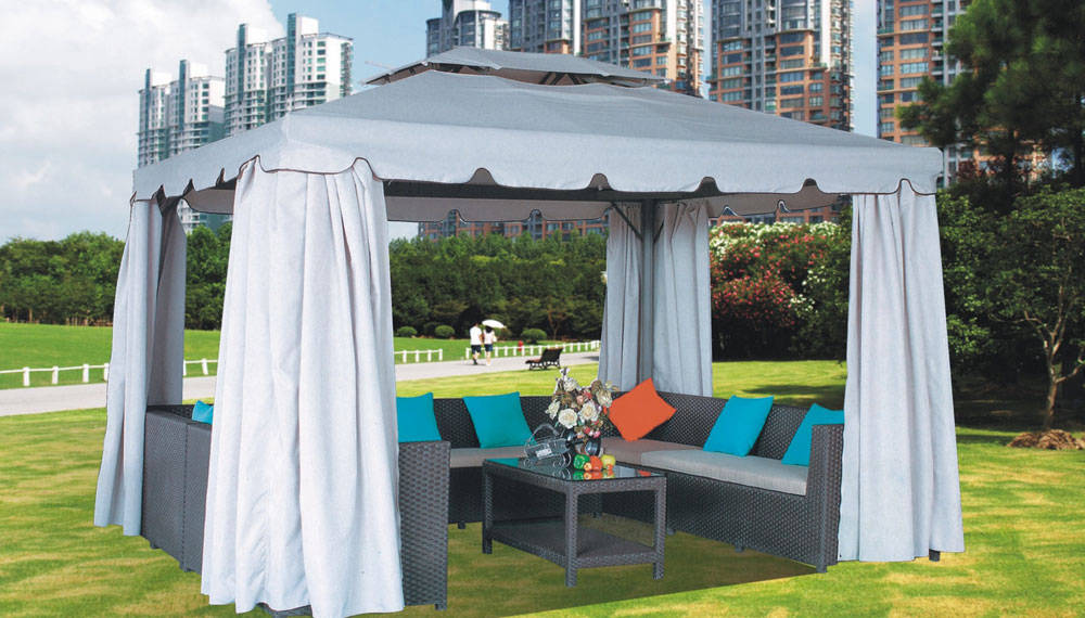 Gazebo/Loungers