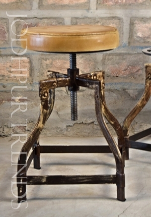 INDUSTRIAL STOOLS