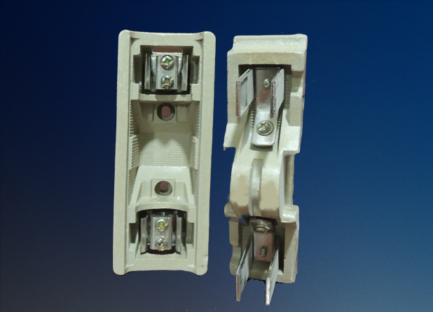 PORCELAIN FUSE UNIT ( KIT KAT )