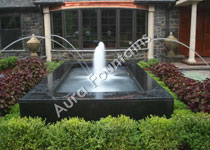 Laminar Water Jet Fountains