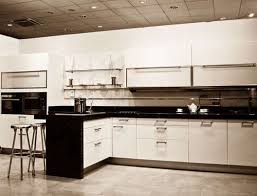 T-shaped Modular Kitchen