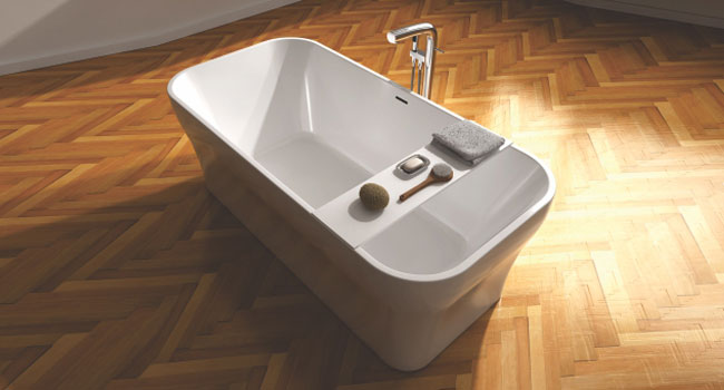 FREE STANDING BATHTUB