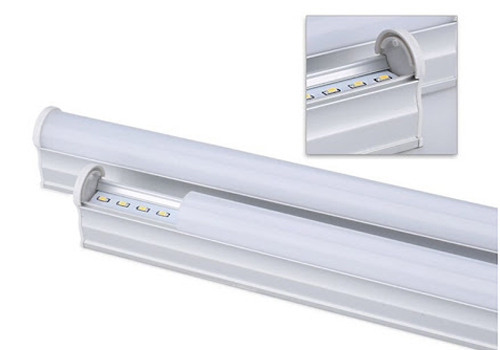 LED TUBE LIGHTS