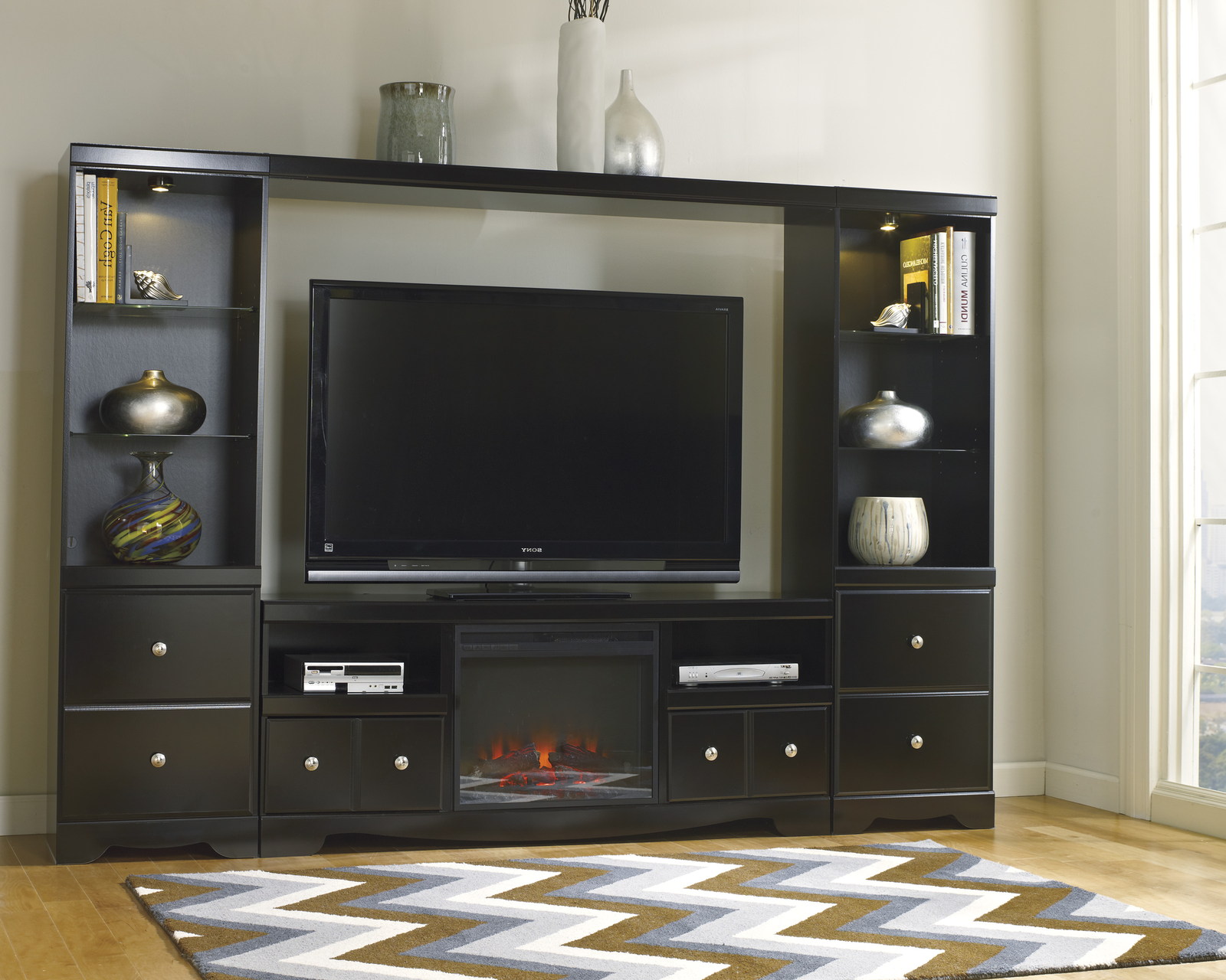 Entertainment Unit / TV Unit