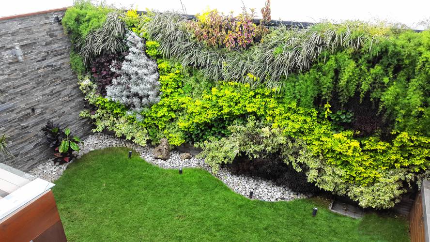 Vertical Garden Flooring manufacturers in Delhi