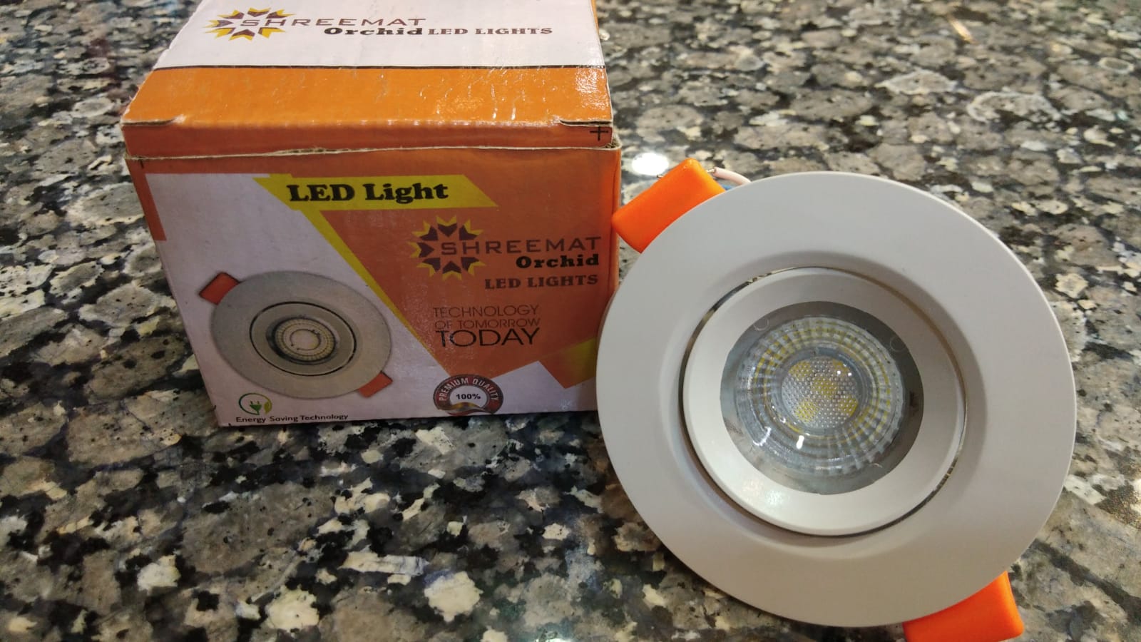 Spot Downlight PC (Movable)