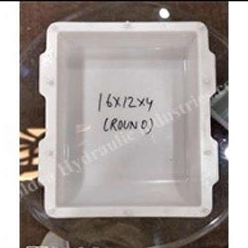 Kerbstone Mould Round 16x12x4 West Bengal