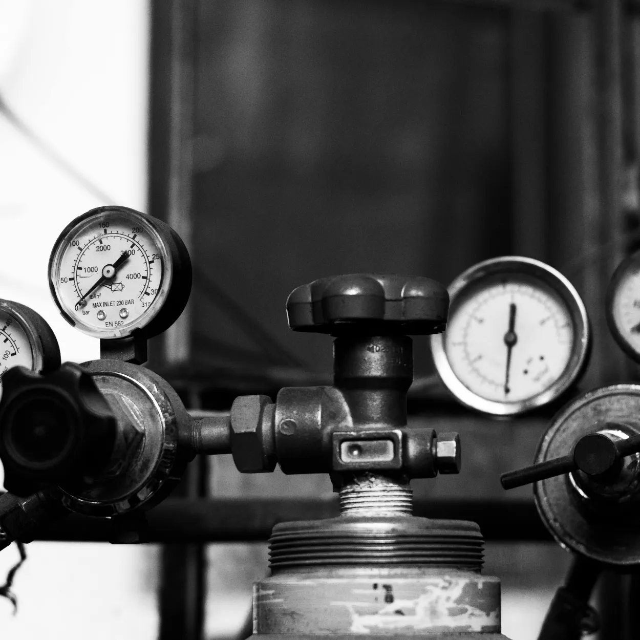 Flow, Pressure & Temperature Instruments