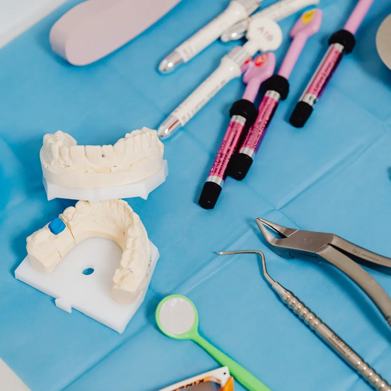 Laparoscopic & Minimally Invasive Instruments