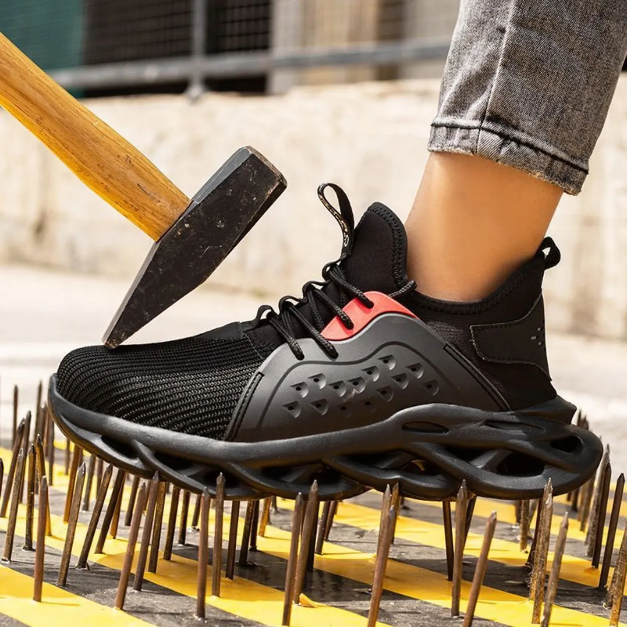 Safety Shoes & Foot Protection