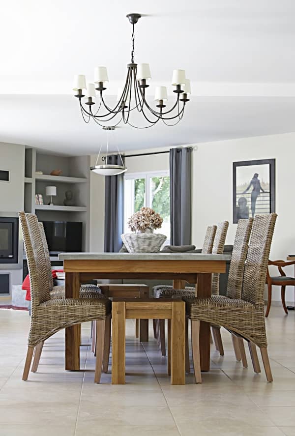 Furnitures